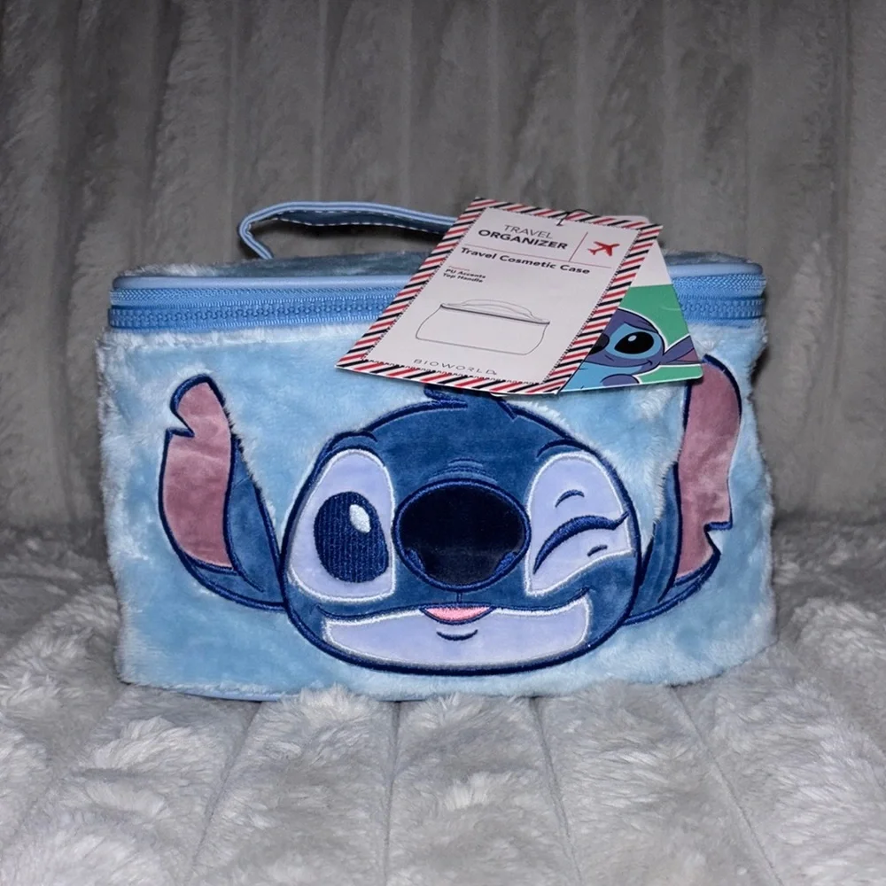 NWT Disney Light Blue Stitch Cosmetic Case🩵🩵